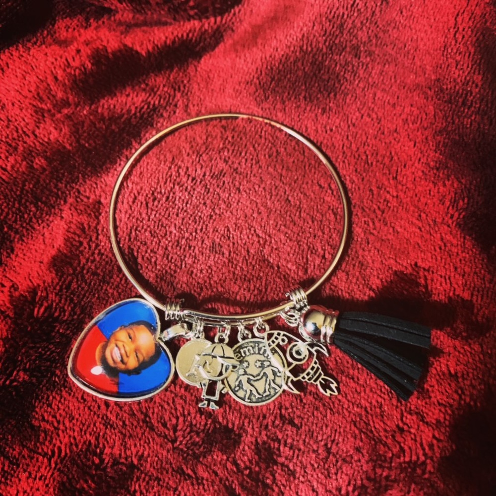 Jewelry - Picture 2 of 5